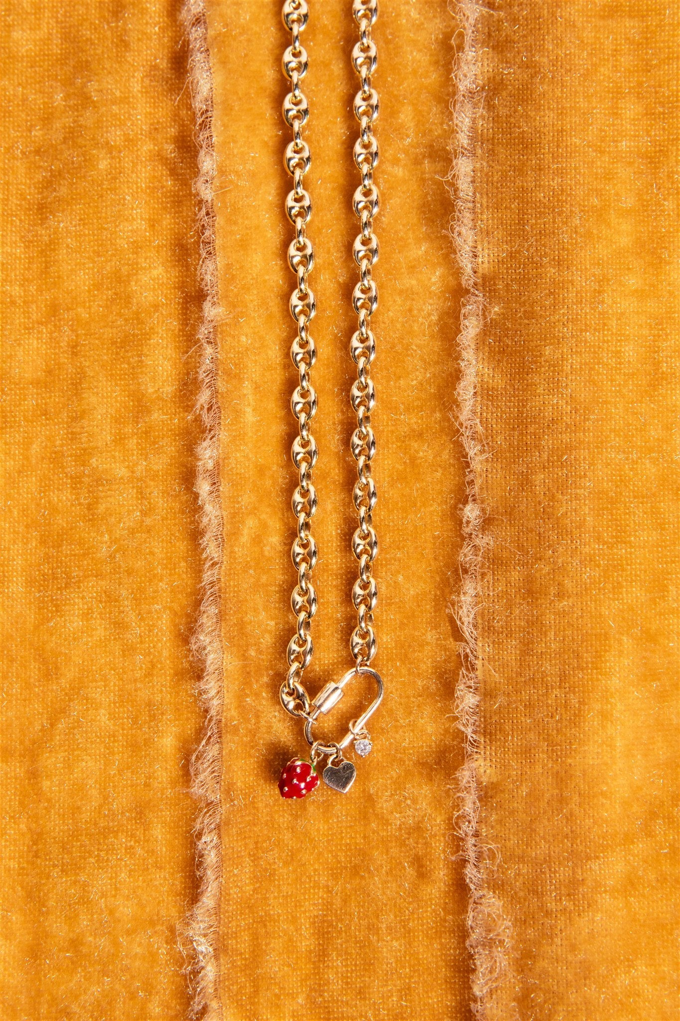 What Are the Latest Trends in Permanent Jewelry for 2025?