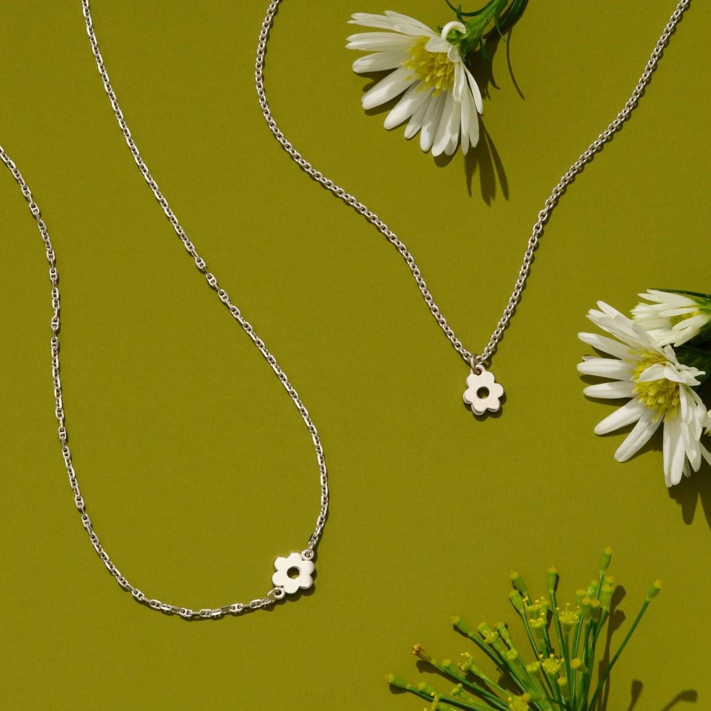 Daisy Necklace