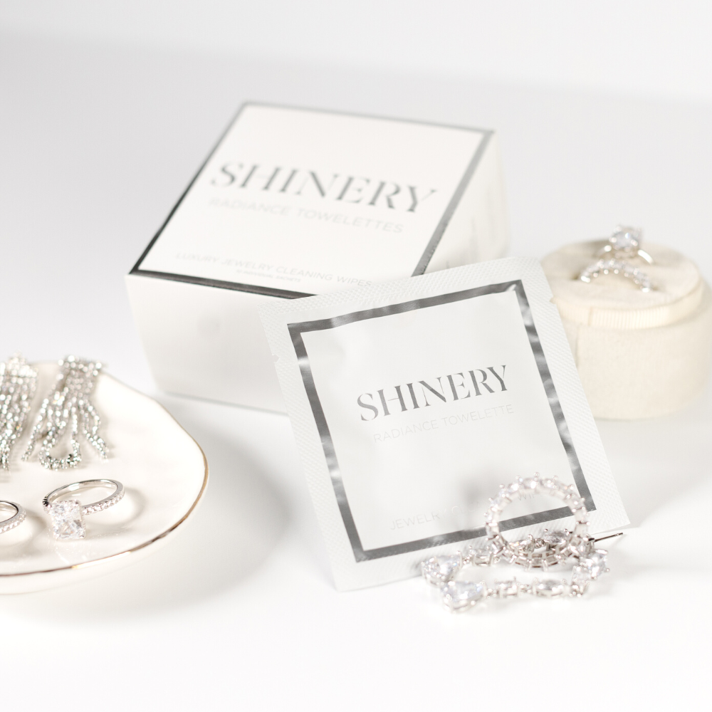 Shinery Radiance Towelettes
