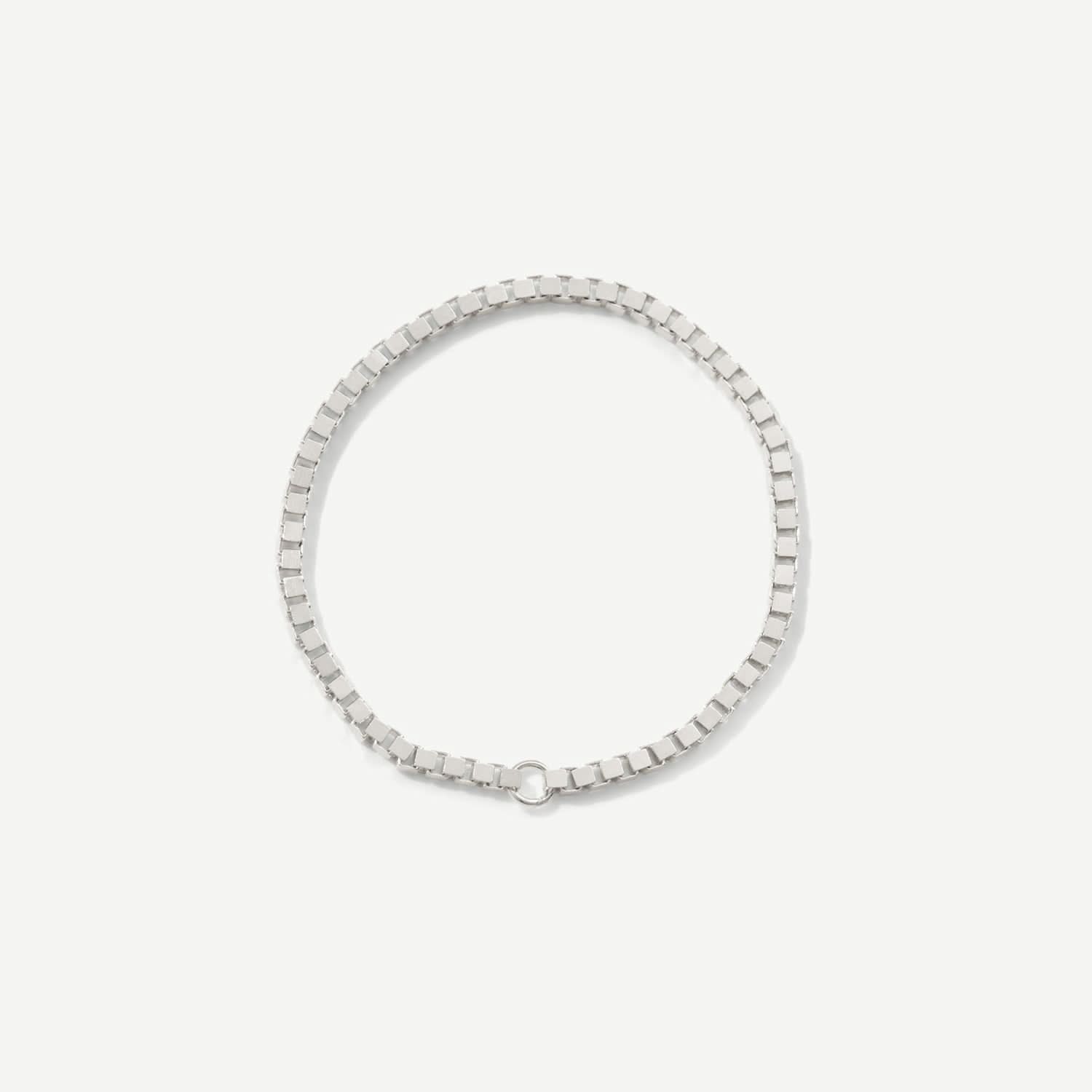 Dean Box Ring