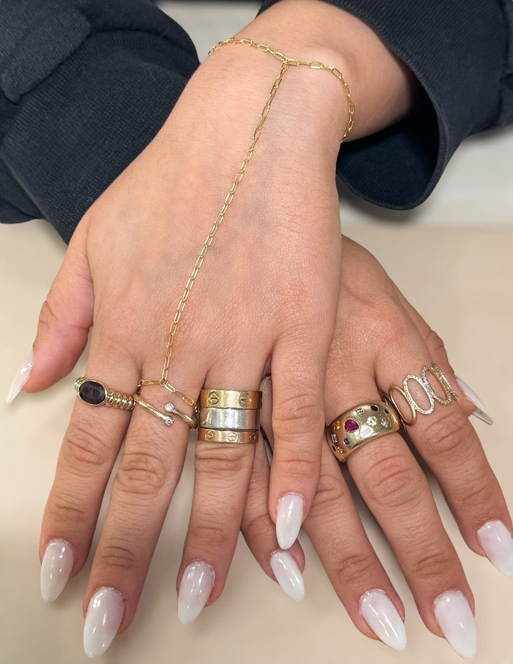 Hanf Chain Loveweld 14k Gold Hand Chains - Tailor Made Jewelry